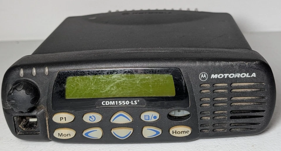 Motorola CDM1550LS 160 Channel UHF (403-470 MHz) TESTED GMRS - Image 2 of 4