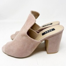 DKNY TAN SUEDE SLIP ON BLOCK HEEL MULES SANDALS WOMENS SZ 8.5