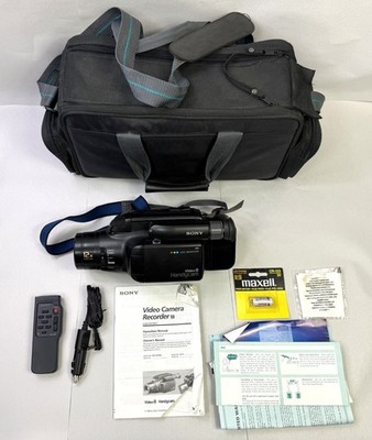 Sony CCD-FX730V Video8 Handycam Camcorder Tested w/ Charger Remote Bag Extras