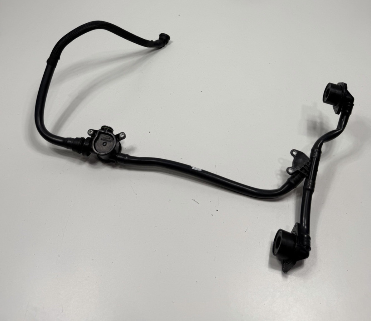 Maserati Levante S Q4 2014-2024 Hose pipe