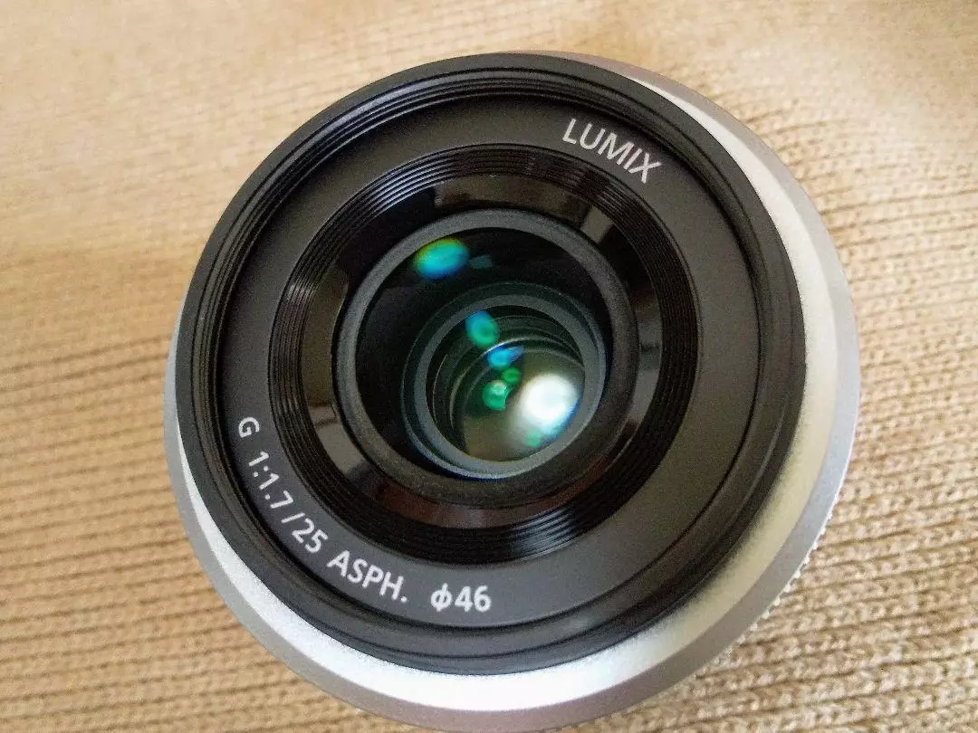 Panasonic LUMIX G 25mm / F1.7 ASPH. H-H025 Micro Four Thirds Lens