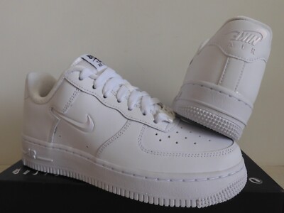 WMNS NIKE AIR FORCE 1 07 SE WHITE-MULTI COLOR-BLACK SZ 6.5 [FB8251