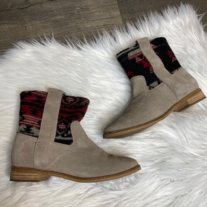 toms aztec boots