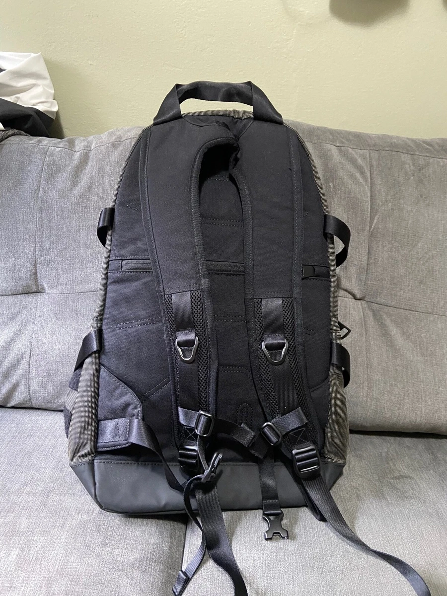 Sac à dos Eastpak Floid PC 15 - Livraison Gratuite