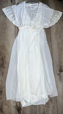 Flora Nikrooz Vintage Peignoir Gown Robe Set Lace Embroidered White Size S NEW
