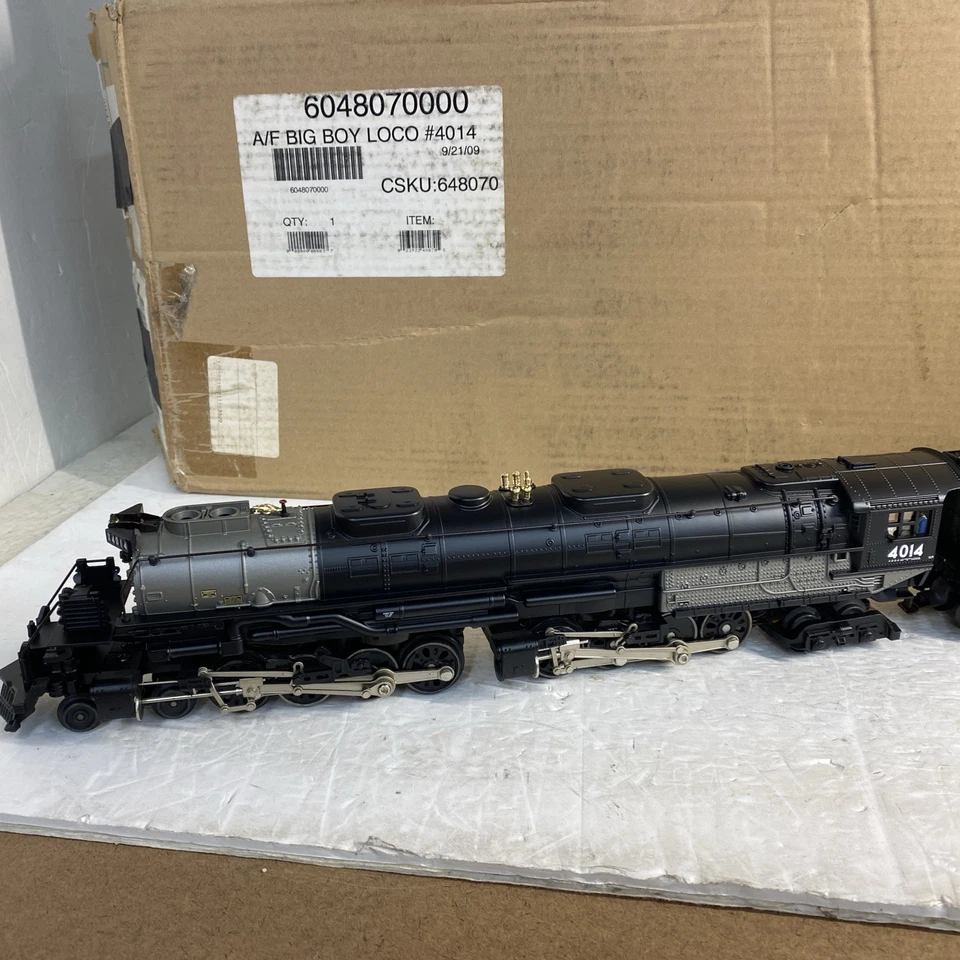 Lionel 6-48070 S Gauge 4-8-8-4 Big Boy #4014 Union Pacific TMCC - Image 2 of 4