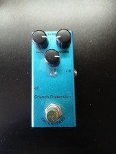 Crunch Distortion mini guitar pedal. Adaptor ...