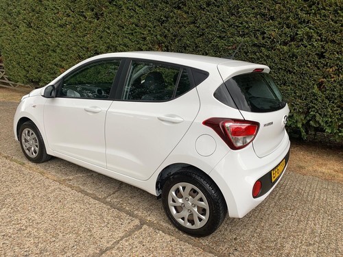 HYUNDAI I10 1.2 SE Hatchback 5dr Petrol Auto Euro 6 (87 ps.) 2017 - Picture 6 of 24