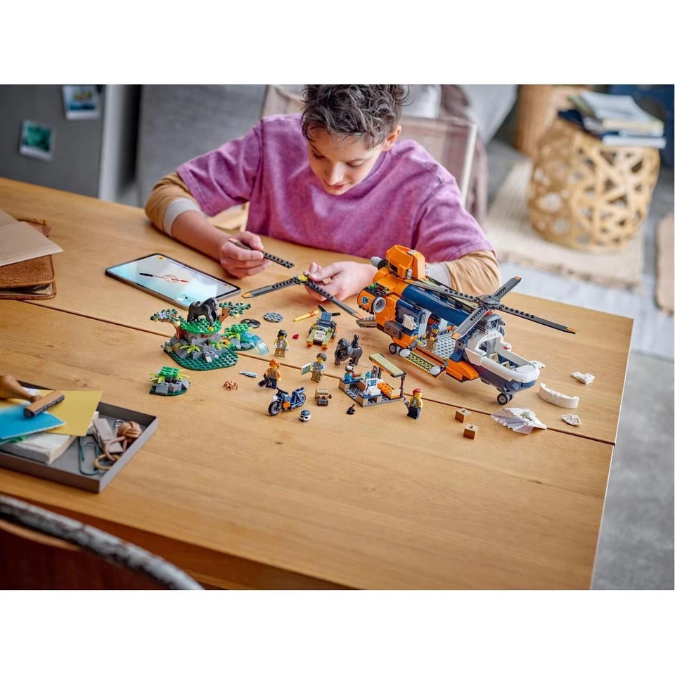 LEGO® City Exploradores de la Jungla: Helicóptero en Campamento Base Para mayore - Imagen 3 de 4