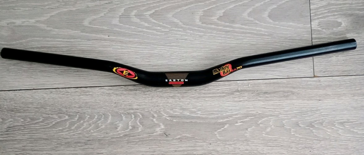 Easton Ea70 Easton Riser Bars EASTON EA70 Mid-Rise Handlebar Riser