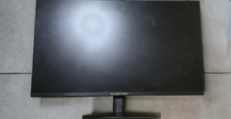 Monitor Sceptre 27" Model F27 - Exc Condition + Special Gift - Image 4 of 4