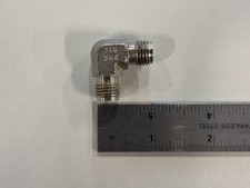 1/4" Swagelok Compression Tube 90  Elbow Union 316 Stainless Steel SS-409-9 NPT