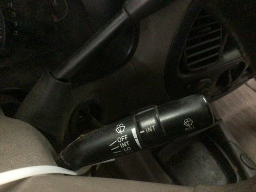 05 06 Toyota Tundra R. Column Switch Wiper W/Intermittent Wiper From 10