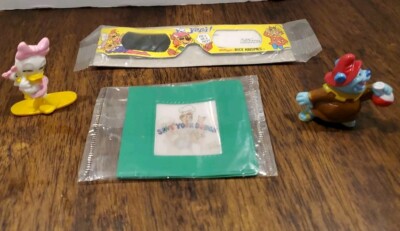 Vintage 1980-90s Breakfast Cereal Kellogg's & General Mills Prize Lot of 4