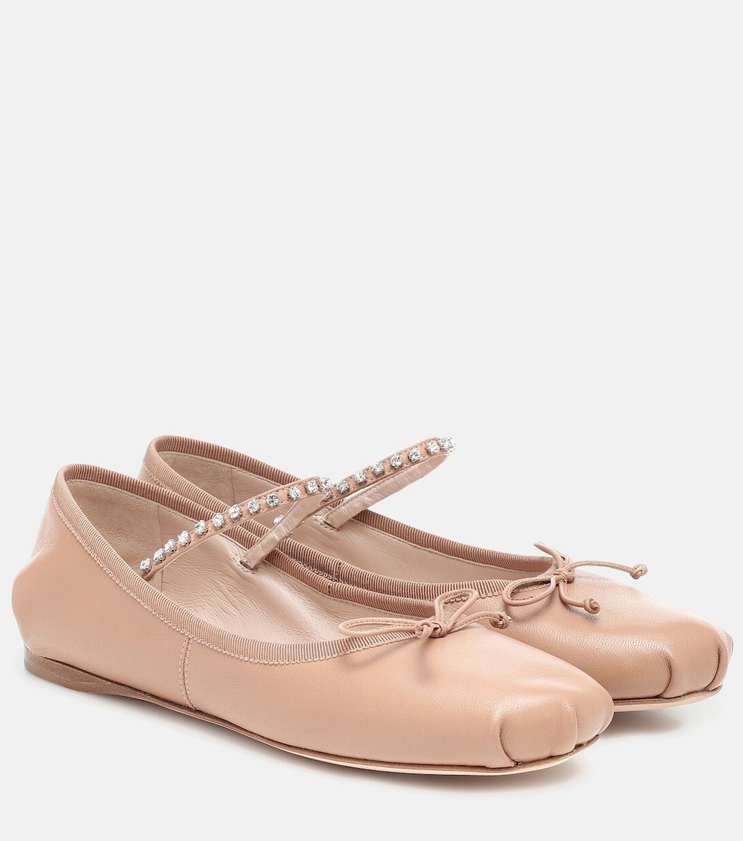 Miu Miu Embellished Nude Leather Ballet Flats sz. 36 eu (6