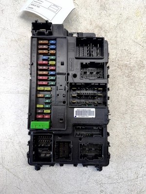2015 2016 Ford Fusion Smart Junction Fuse Box Module FU5T-15604-DAL OEM