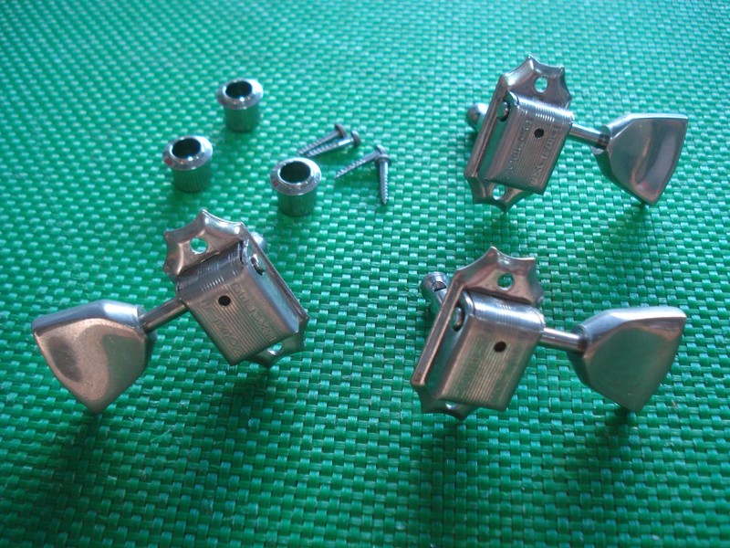 3 Vintage 1970s Gibson Deluxe Nickel Tuners Patent No. D-169400