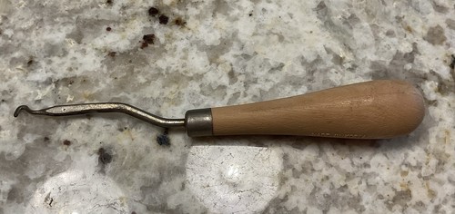 Vintage 6.3” Latch Hook Crochet With Plastic Handle That Looks Like Wood Korea