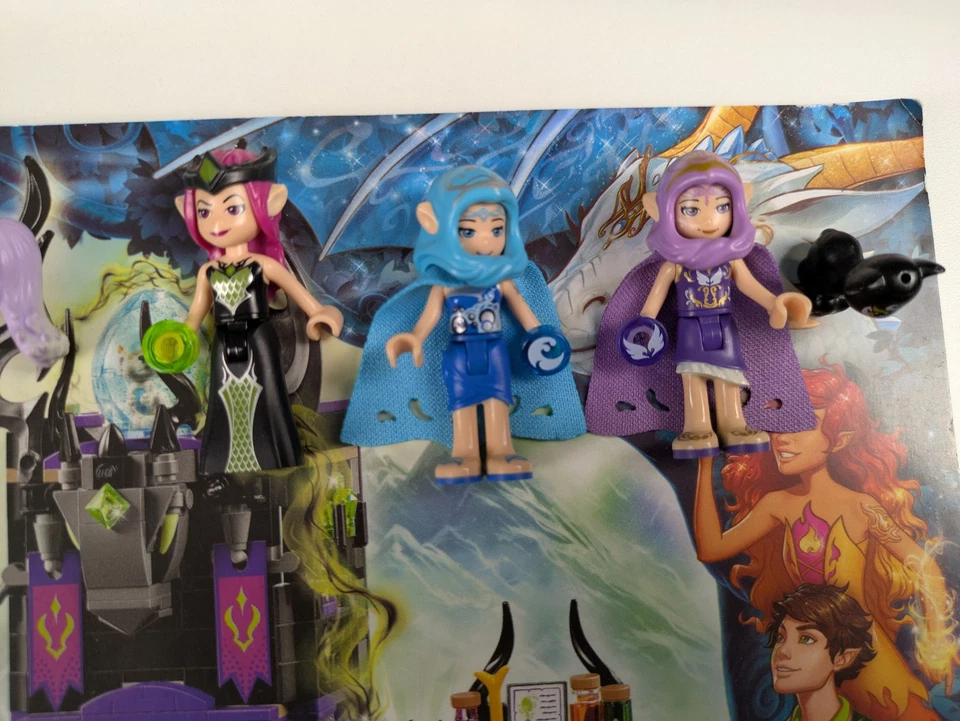 Lego Elves: Ragana's Magic Shadow Castle Set 41180 - con instrucciones Foto 4 de 4