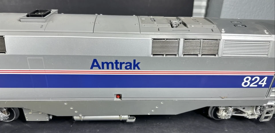 LGB Amtrak Genesis Locomotive #21490 Phase 4 NIB - Image 3 of 4