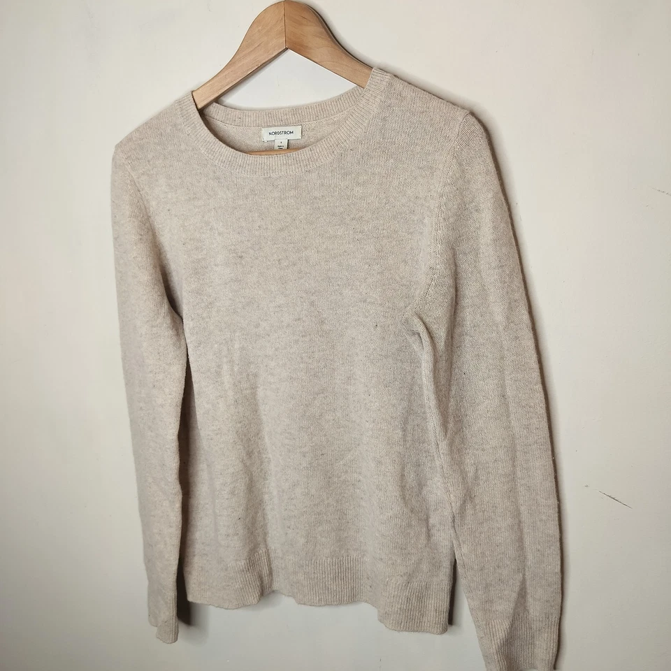 Suéter de cachemir para mujer Nordstrom talla pequeña beige natural desnudo cuello redondo Foto 4 de 4