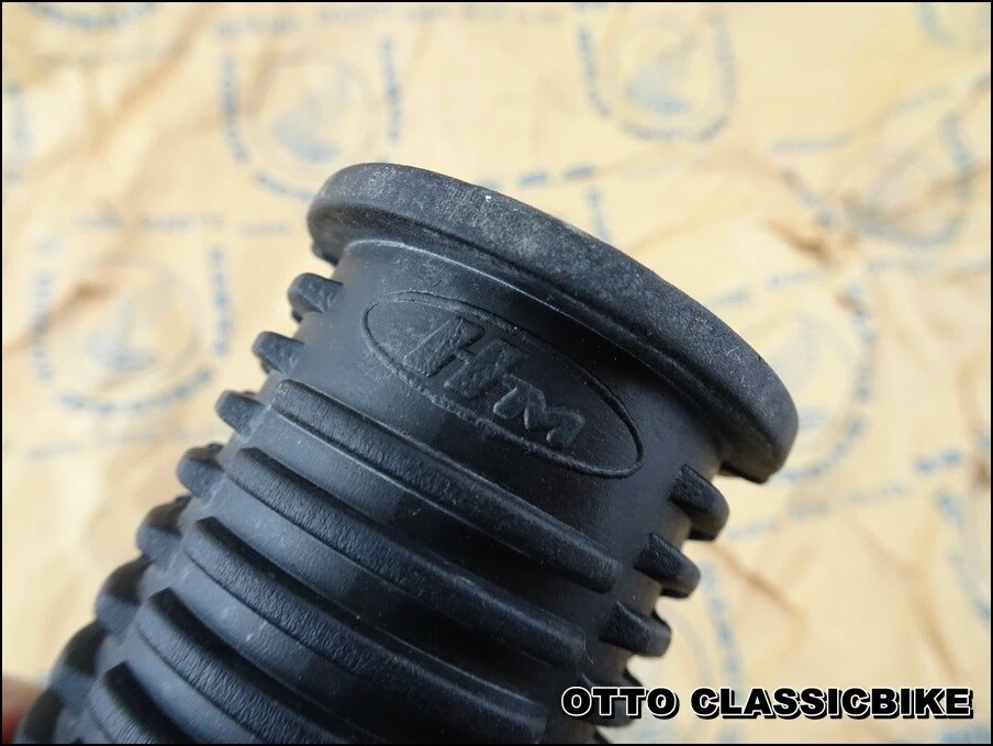 HONDA C100 CA100 C102 CA102 C105 C105T CM90 CM91 estriba reposapiés goma un par Foto 2 de 4