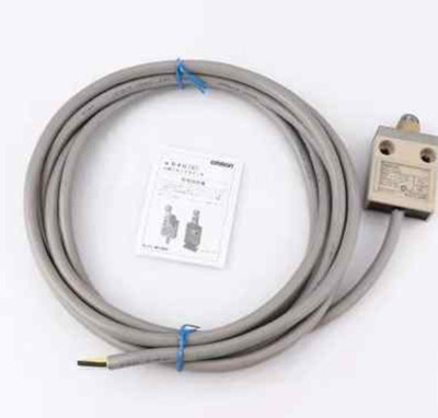 NEW OMRON D4C-4232 PLC Limit Switch