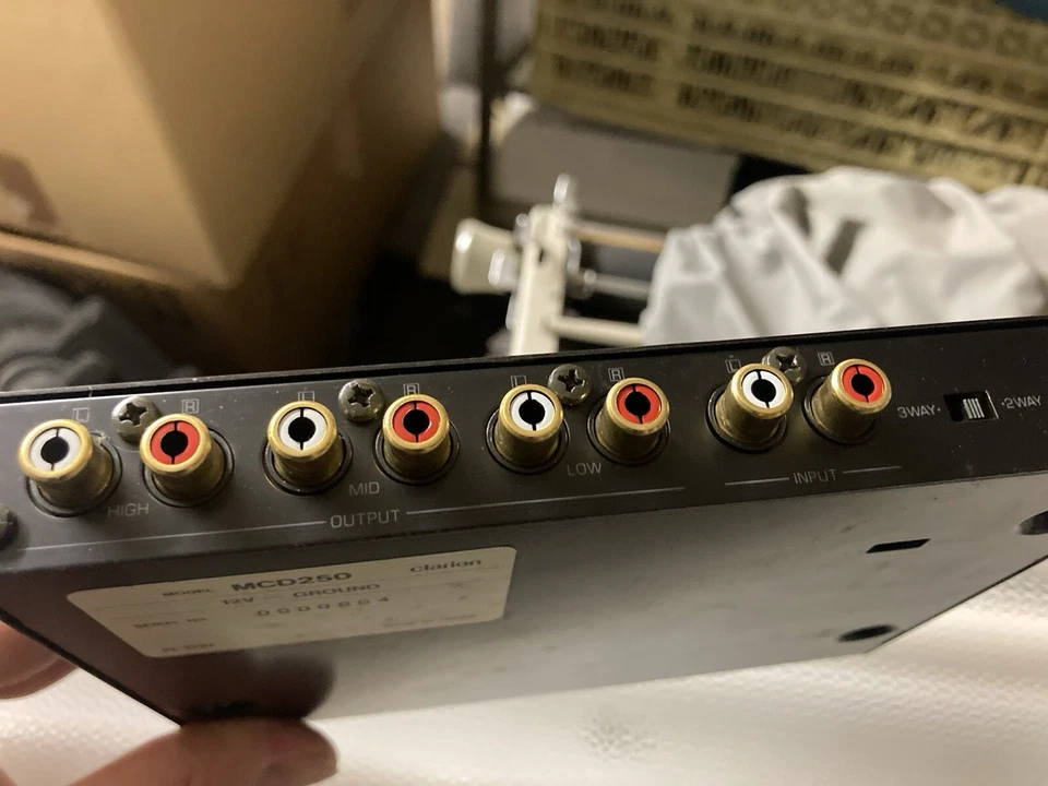 Clarion MCD-250 3 way electronic crossover - Bild 3 von 4