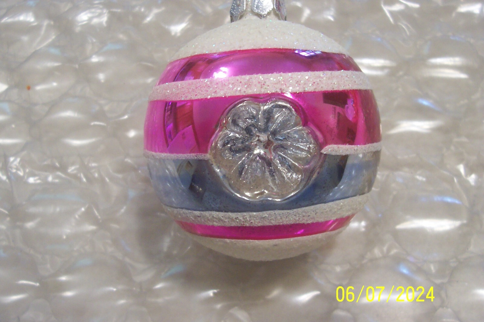 Picture 2 of 4