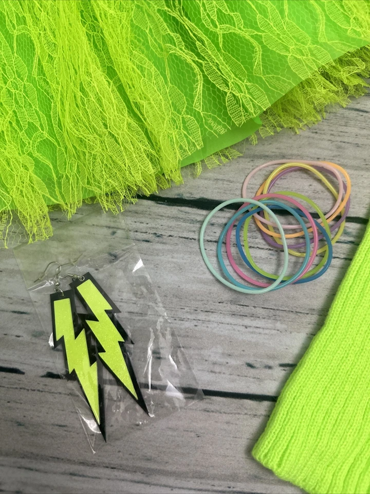 Conjunto de accesorios de disfraz para mujer años 80 con falda tutú, calentadores de piernas, joyas, etc. Foto 3 de 4