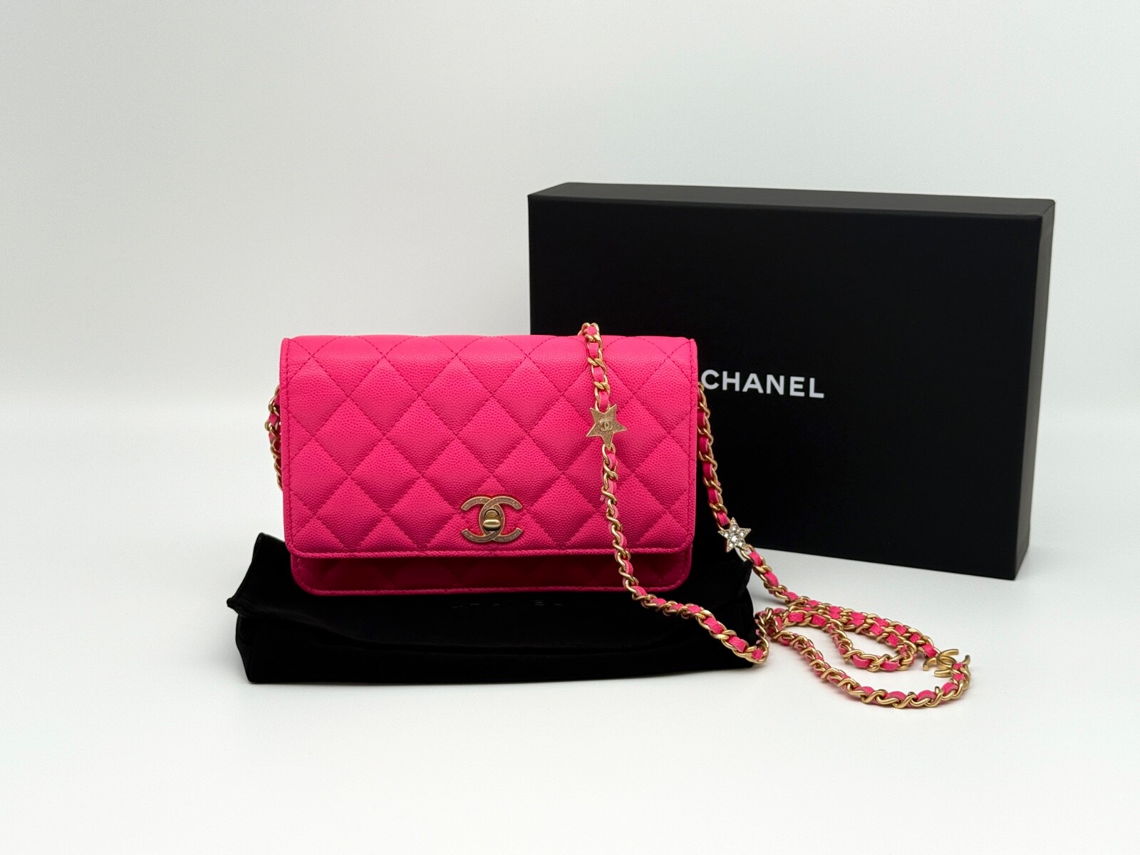 Chanel Wallet on Chain CC Turnlock 24C Fuchsia Pink Shiny Grained Calfskin RARE