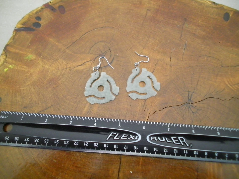 Un Par - Pendientes Pendientes Leopardo de las Nieves Brilla en la Oscuridad 45 RPM Inserto Disco Foto 2 de 2