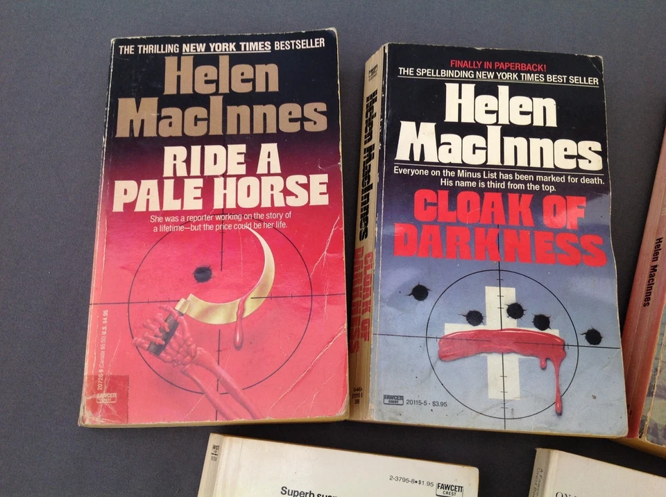 5 Helen MacInnes Paperbacks Foto 2 de 4