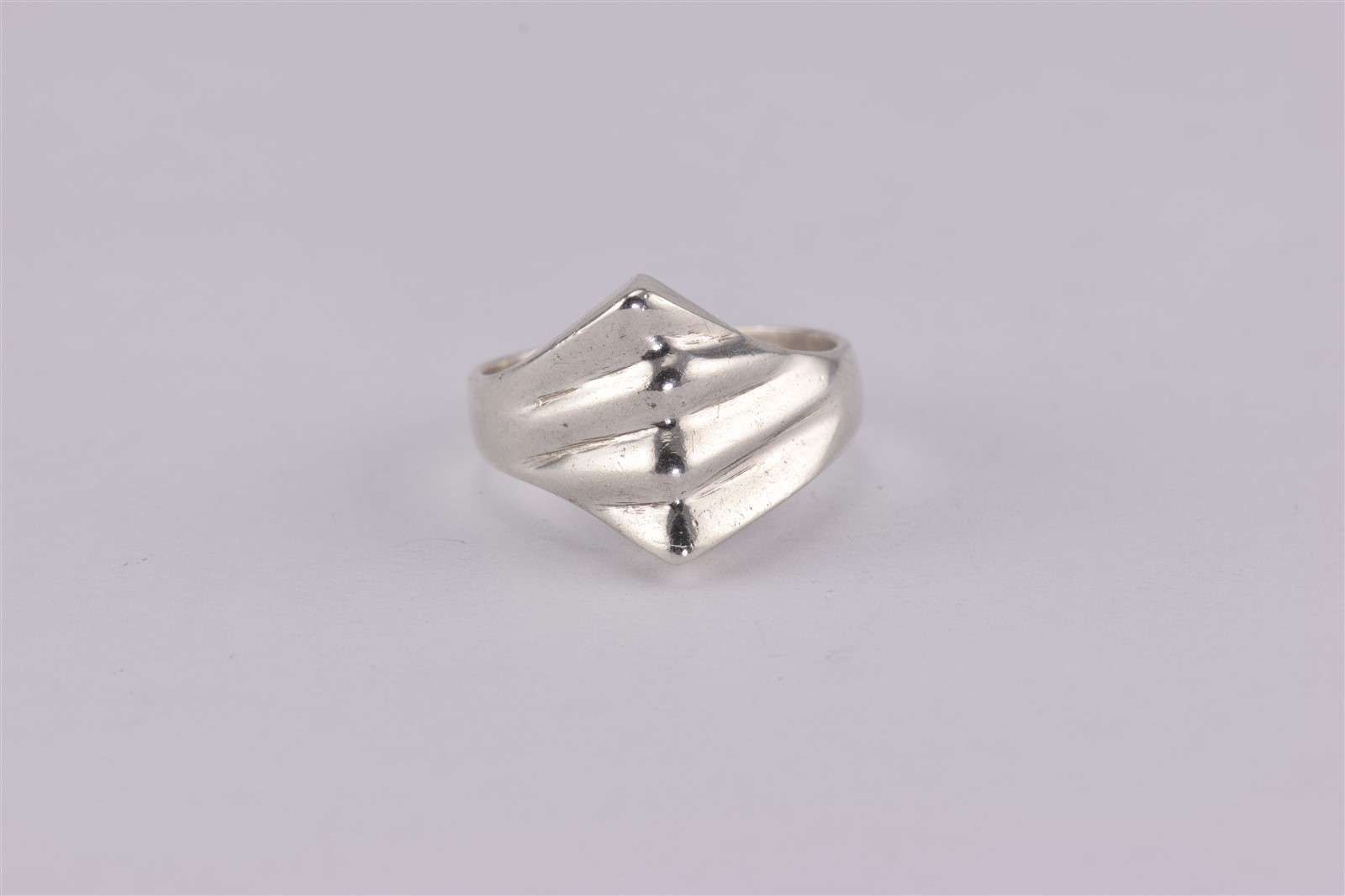 Sterling Silver Solid Modernist Ribbed Ripple Wed… - image 2