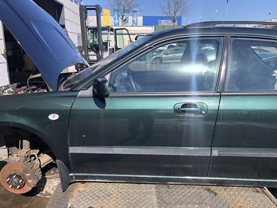 Subaru Impreza GD C-E original Tür vorn links Fahrer (Roh) 07V Tropengrün Bj 03