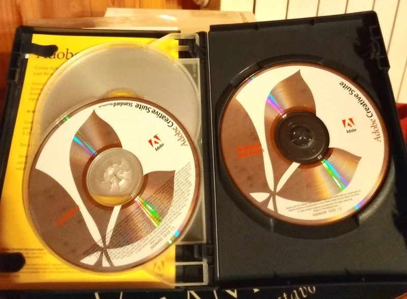 Adobe Creative Suite CS Standard 2003 - Immagine 3 di 4