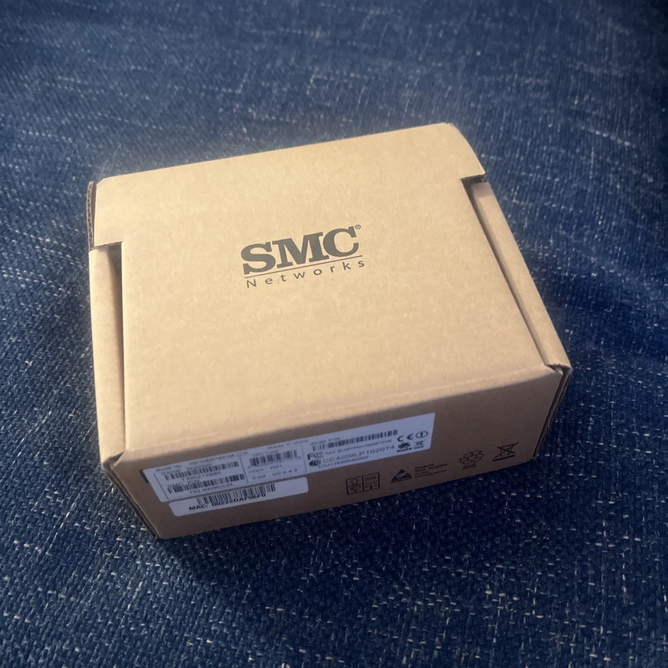 SMC Network 150 Mbps 4-Port Wireless Broadband Router SMCWBR14S-N4 - Image 3 of 3