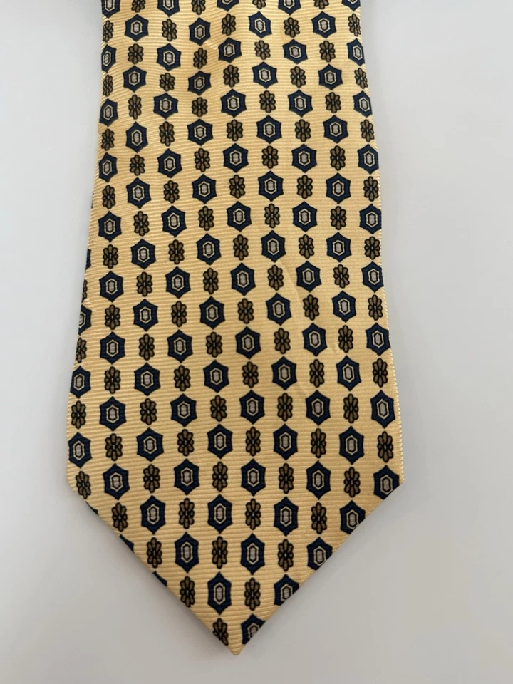 Corbata geométrica Land’s End 100 % seda cosida a mano dorada azul marino hecha en EE. UU. De colección Foto 2 de 3