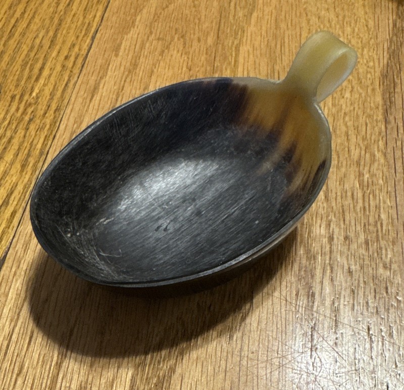 Vintage Hand Carved Horn Cup w/ Loop Handle (T)