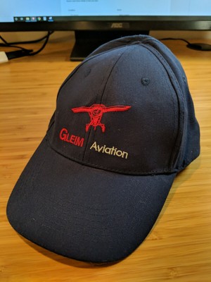 buttonless baseball cap