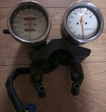 Suzuki Bandit 400 Speedometer & Rev Counter Clocks - KM/H