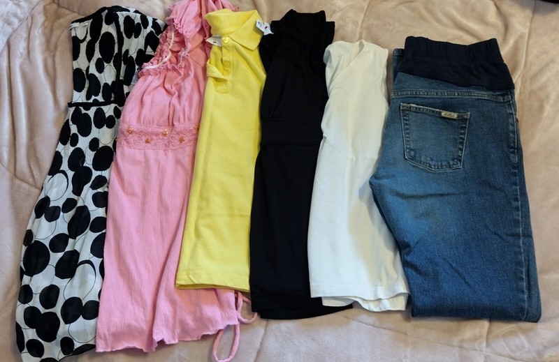 Women's Maternity Clothing Lot Size MED