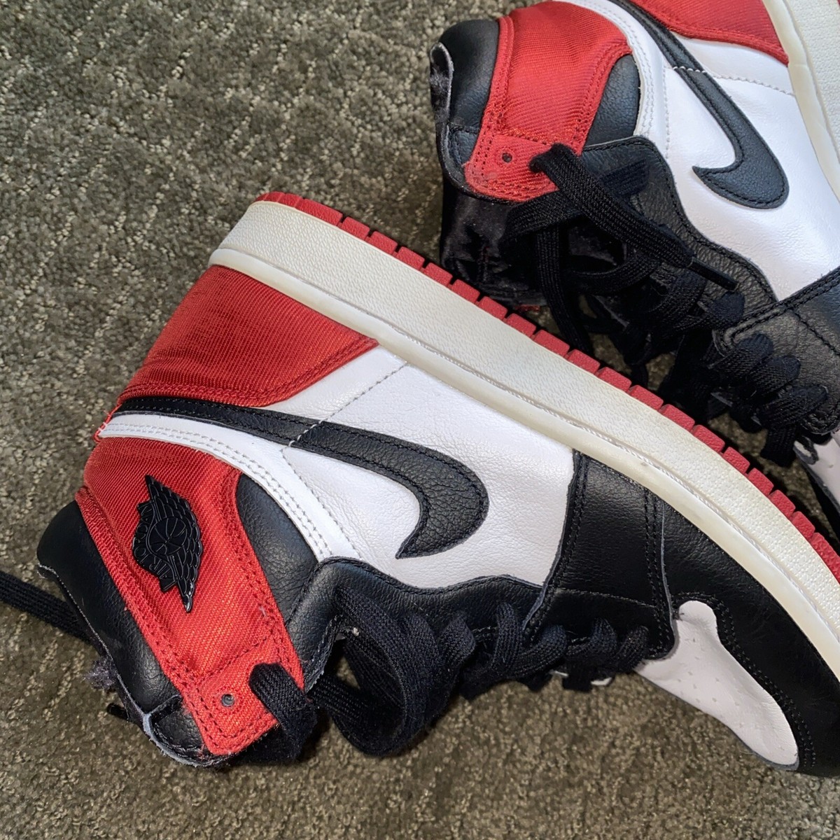 スニーカー Jordan 1 Retro High OG \"Black Toe\" 12cm 5/15発売｜Nike Air Jordan 1 Retro High OG 