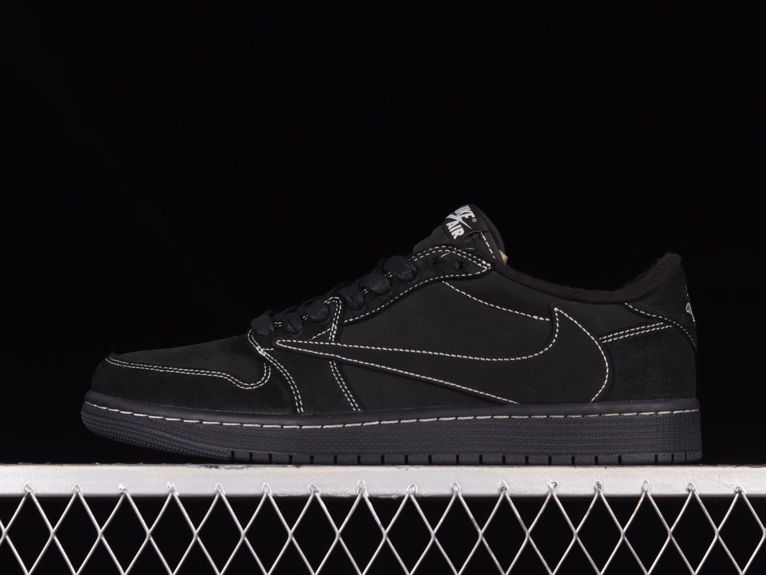 Size 9.5 - Jordan 1 Retro Low OG SP x Travis Scott Black Phantom