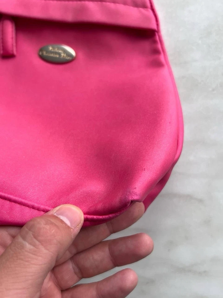 Bolso de hombro vintage Christian Dior Parfums Saddle Sling rosa brillante años 2000 Foto 4 de 4