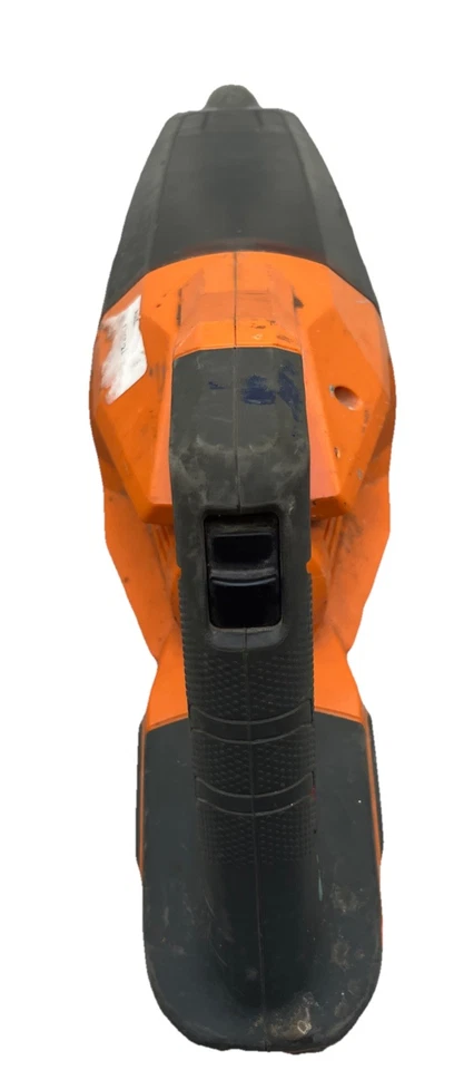 RIDGID R860902 18-volt Portable Cordless Hand Vacuum Tool Only. Tested. {74}. - Image 3 of 4