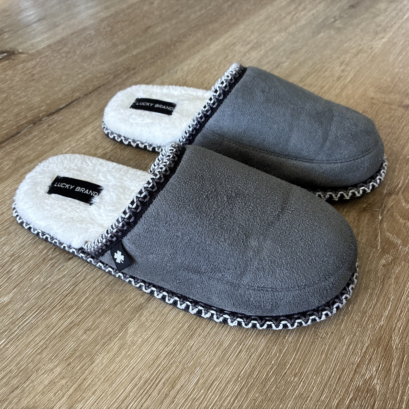 SAOLA Ciabatta camera da letto Lucky Brand memory foam suola gomma graffi taglia 5 (indossata una volta)