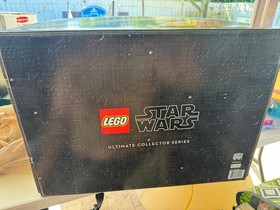 LEGO 75252 Star Wars UCS Imperial Star Destroyer (New Sealed In Box) - Free Ship