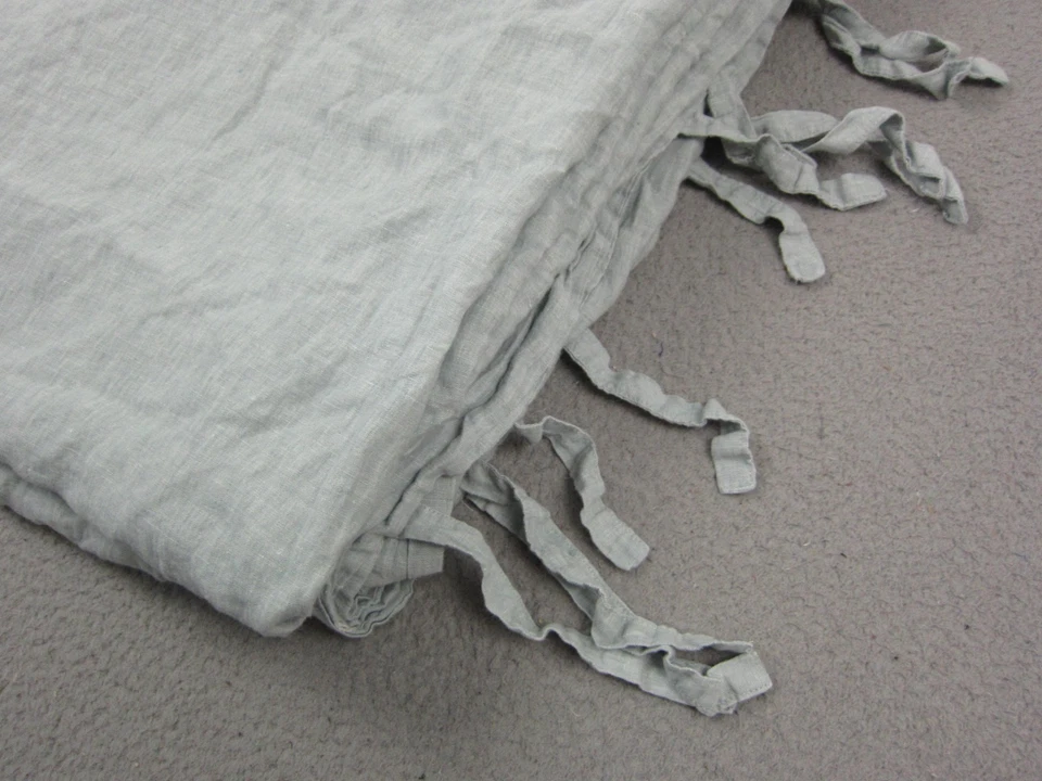 Pottery Barn 100% Linen Duvet Cover King / Cal King 36 x 20 Blue Green Ties - Image 3 of 4