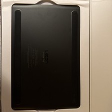 Wacom Intuos Pro Medium Graphics Tablet USB Pen Tablet PTH-660